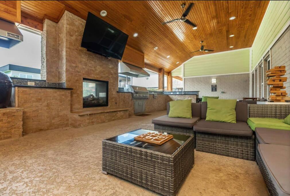Lovely 2 Bedroom/2 Bath Houston, Heights/Galleria Bagian luar foto