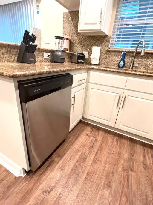Lovely 2 Bedroom/2 Bath Houston, Heights/Galleria Bagian luar foto