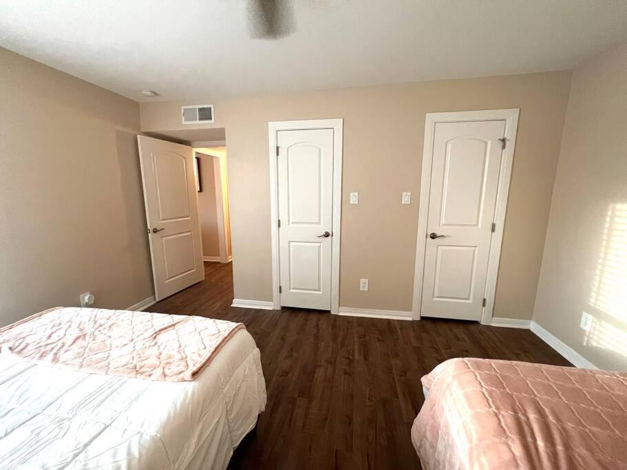 Lovely 2 Bedroom/2 Bath Houston, Heights/Galleria Bagian luar foto