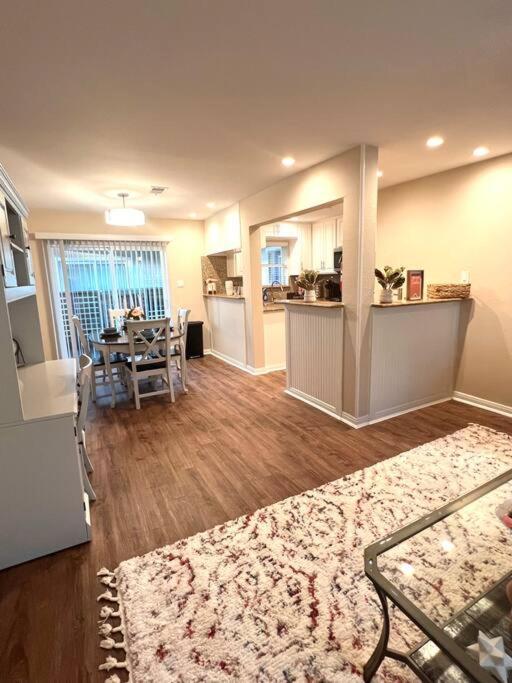Lovely 2 Bedroom/2 Bath Houston, Heights/Galleria Bagian luar foto