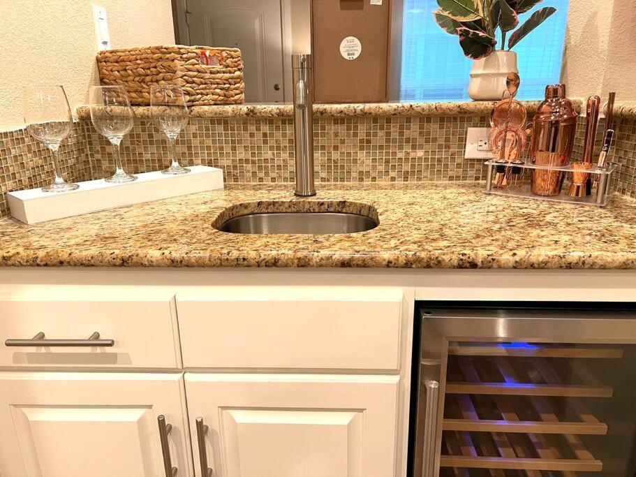 Lovely 2 Bedroom/2 Bath Houston, Heights/Galleria Bagian luar foto